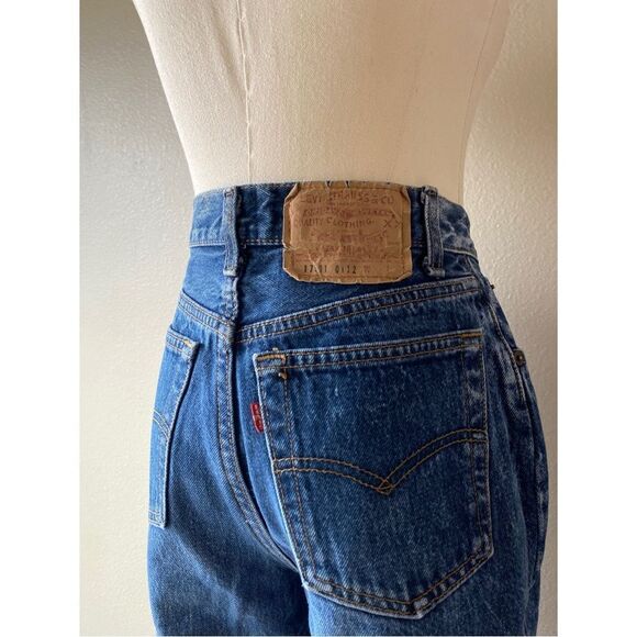 Levi's 70s vtg 17501 501 stone wash high waisted button fly tapered leg jeans - Picture 4 of 9